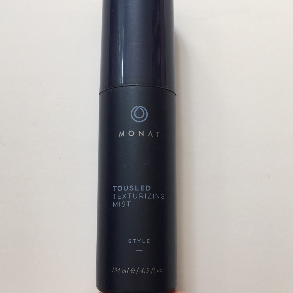 Monat Tousled Texturizing Mist